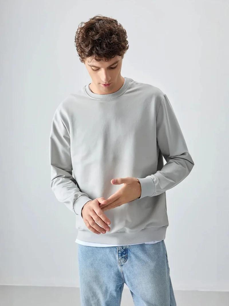 تومي لايف TOMMY Men's Plain Crew Neck Sweatshirt