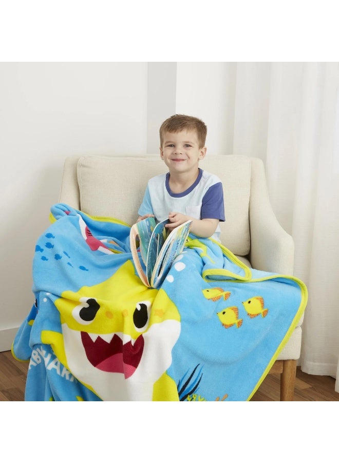 BABY SHARK Kids Bedding Super Soft Micro Raschel Throw, 46 in x 60 in, Baby Shark - Image 4