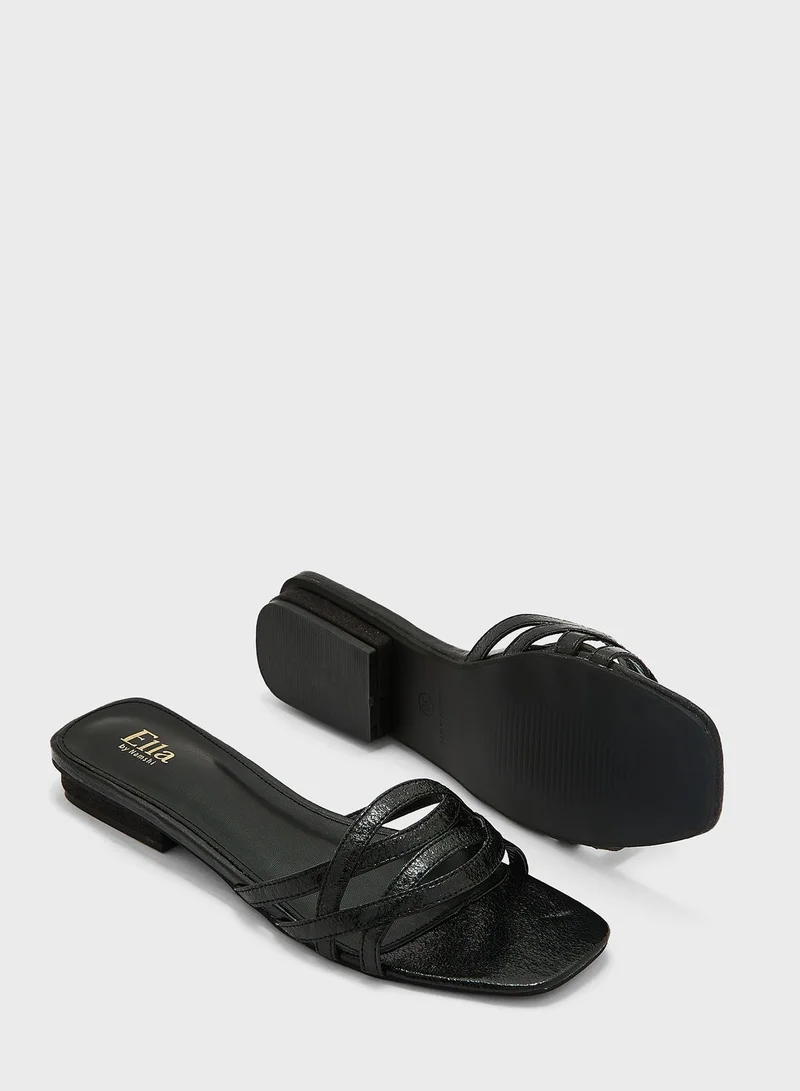 ايلا Crossover Flat Sandals