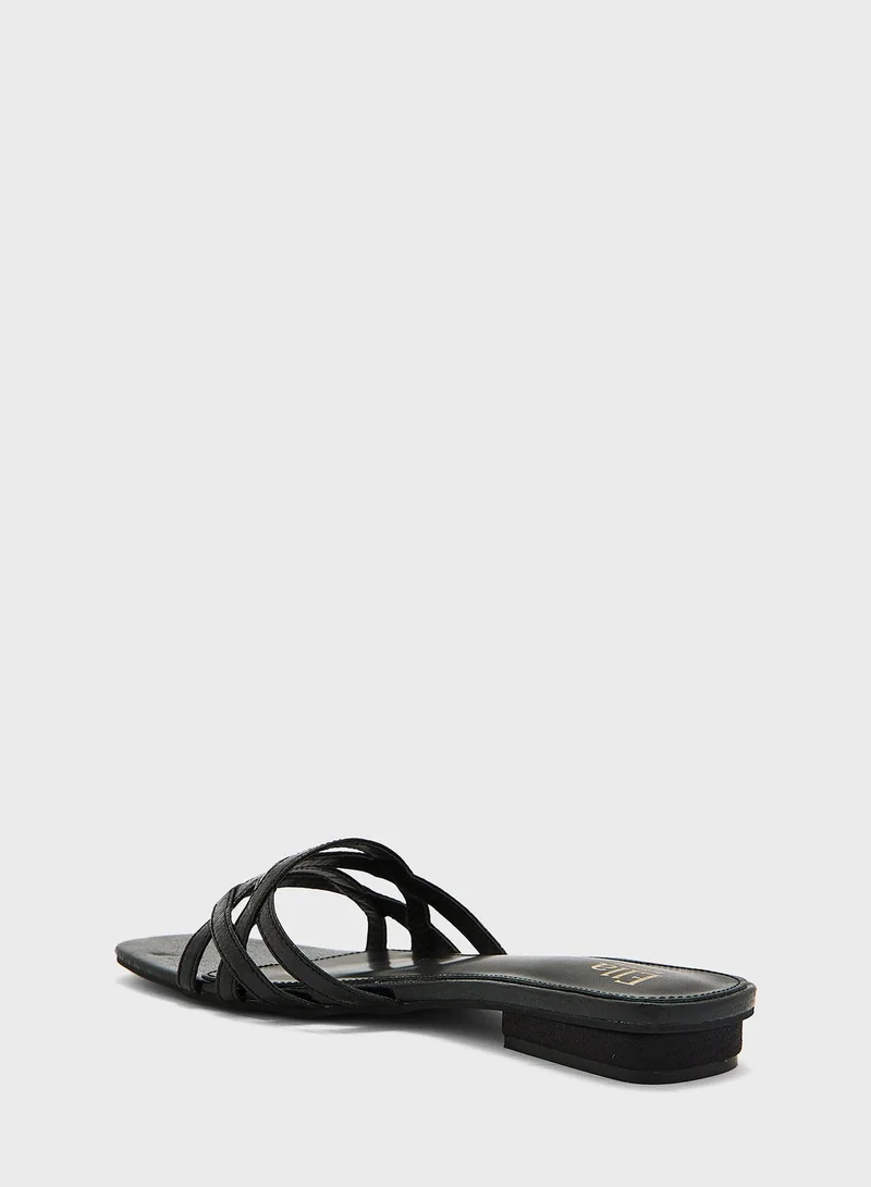 ايلا Crossover Flat Sandals