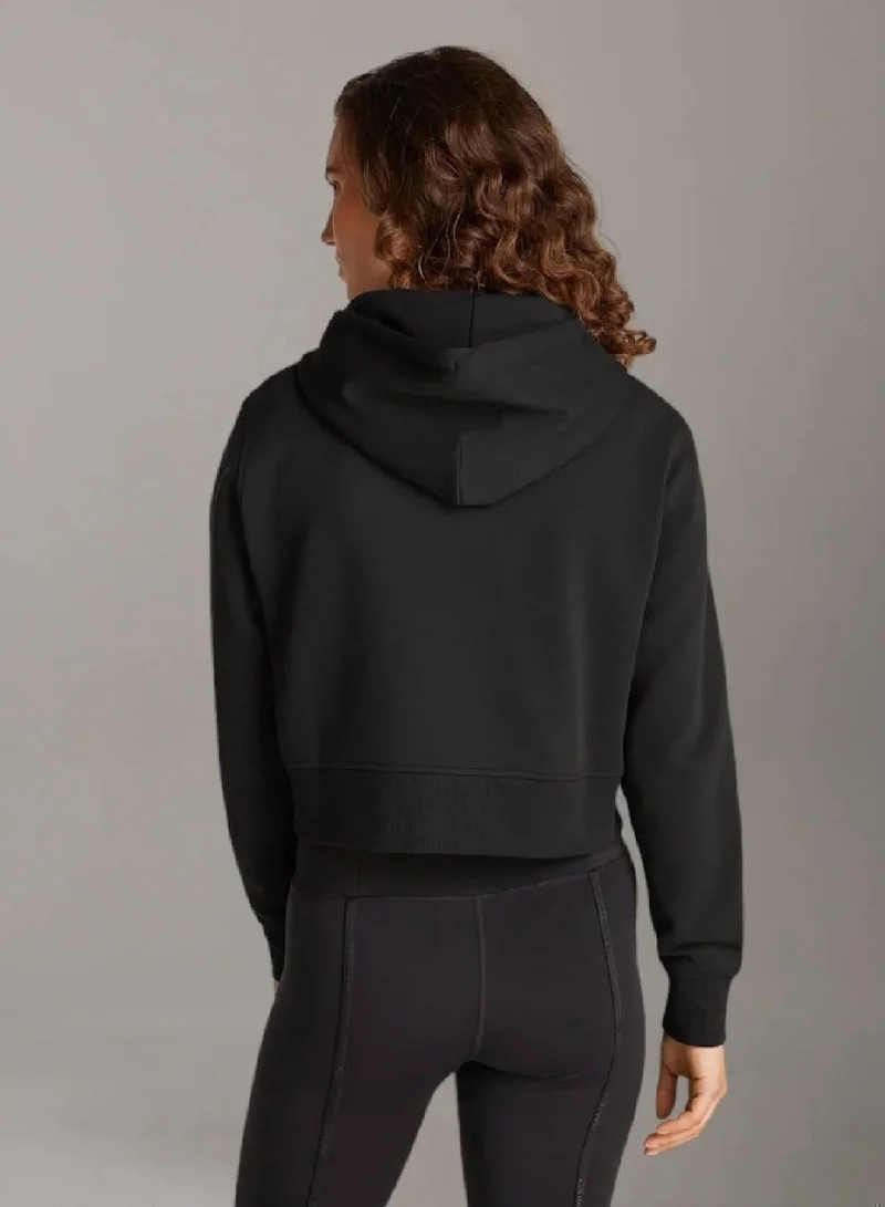 كالفن كلاين جينز هودي قصير