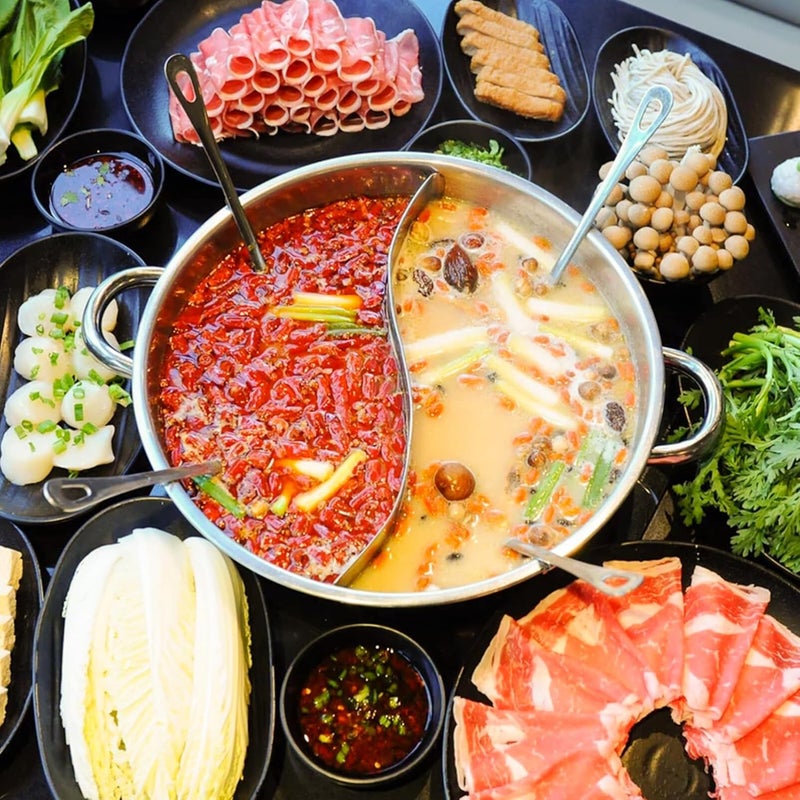 Mugath Stainless Steel Shabu Shabu Hot Pot with Divider for Induction Cooktop Gas Stove 30cm with Cover Partition Pot Cooking PotBig Soup PotTwoFlavor Design S Grid Mandarin Duck Pot - Image 3