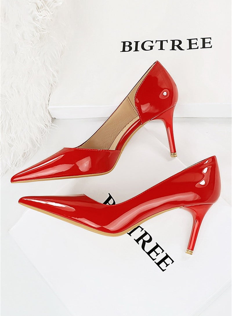 7.5cm Korean Version Of Fashion Simple Slim With Bright Surface Patent Leather Shallow Mouth Pointed Side Hollow Heels Red