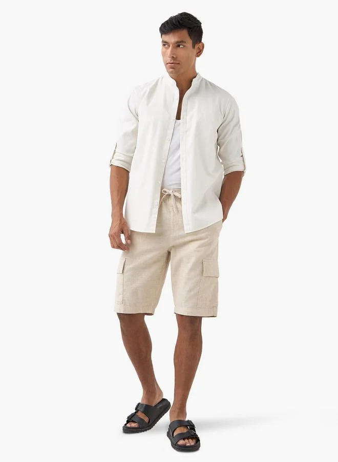 ايكونيك شورت كارجو بخصر مرن برباط