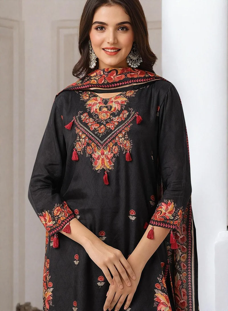 ISHIN  Women Black Muslin Kurta Sets 3pcs sets for Women | Best Price UAE