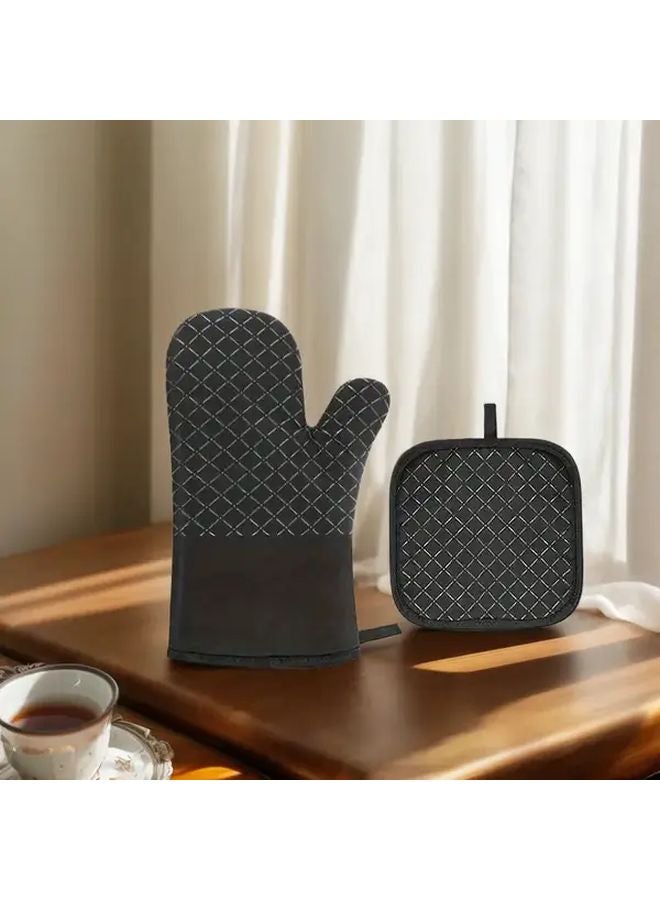 Black Kitchen Gloves and Mat Set Durable Polyester Blend Easy to Clean Modern Kitchenware - Image 1