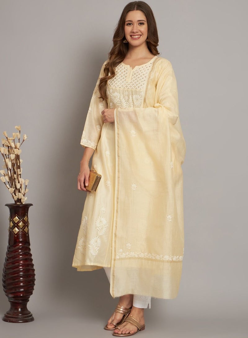Alaya Hand Embroidered Chikankari Chanderi Cotton Kurta Set and Dupatta with Mukaish-AL3665KS - Image 3