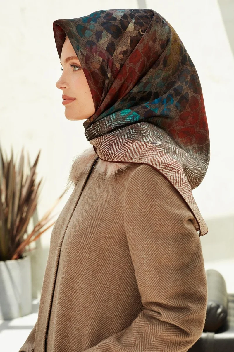 ARMINE Twill Silk Scarf