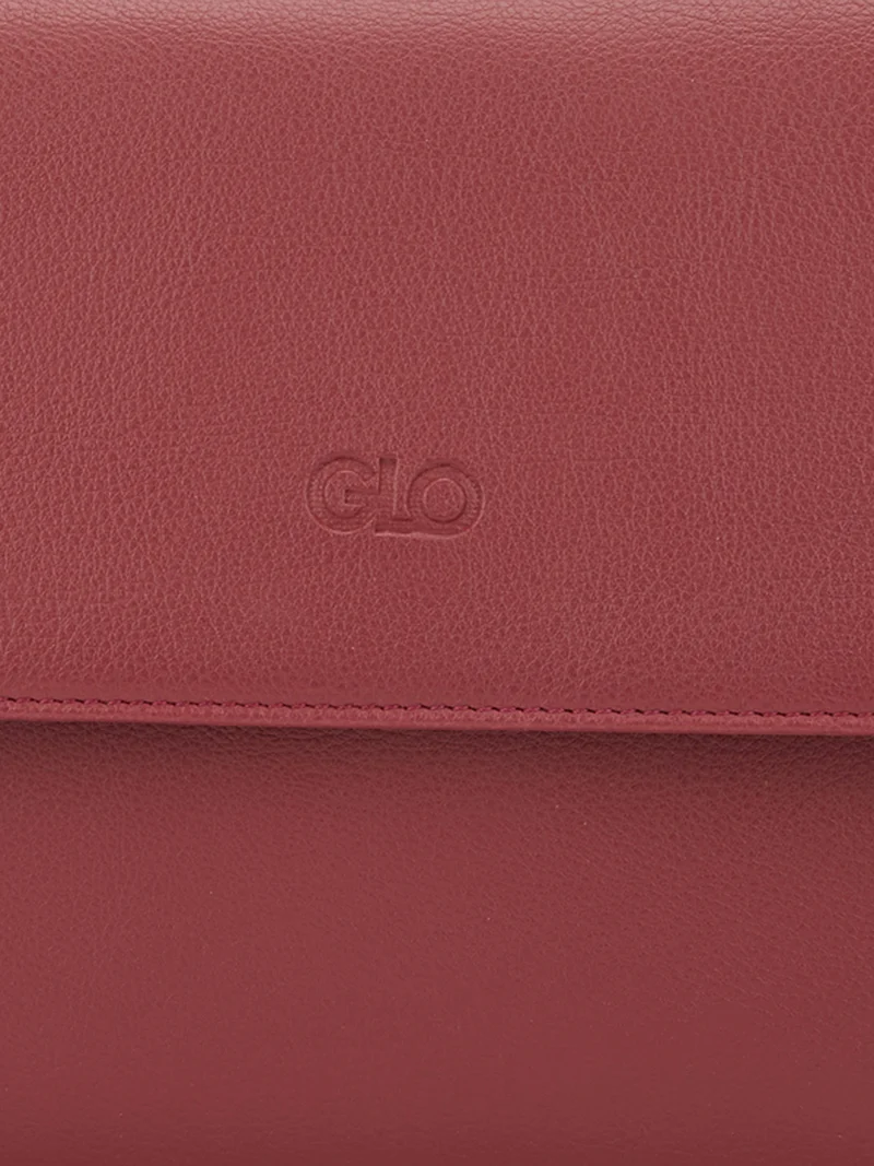 globus Globus Women Maroon Vegan Leather Textured Handheld Bag With Inner Zipper Pocket
