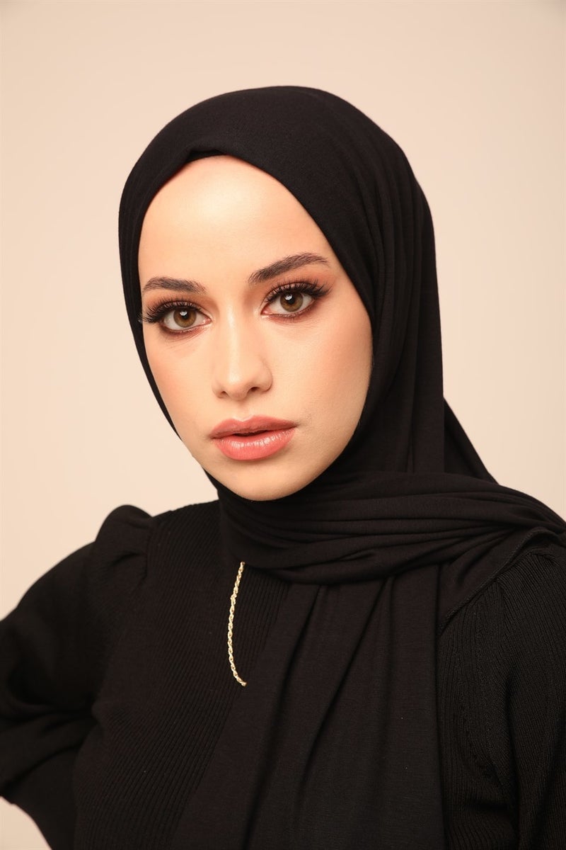 ELF PRIVE Premium Plain Cotton Combed Shawl-Black  - Image 1