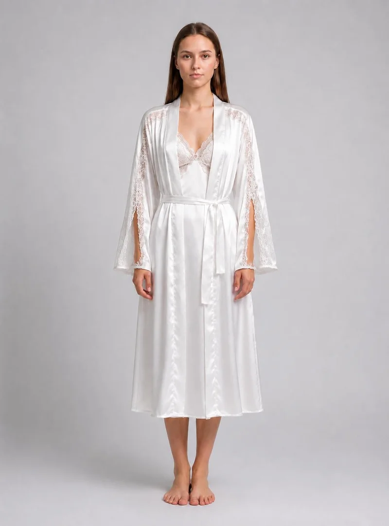 ايسلا اند ايفي Isla & Evie Satin Robe
