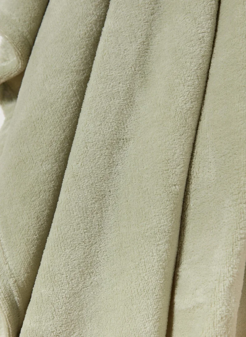 Matalan Plain Green Throw