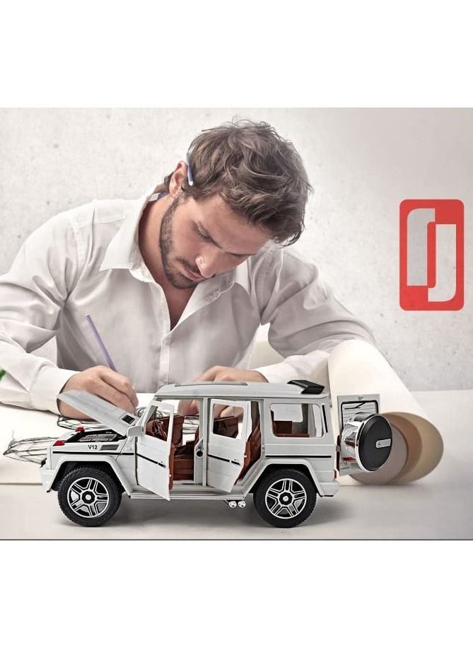 CHE ZHI - Mercedes Benz G63 AMG 1:32 Scale Model Car, Diecast Model Cars Zinc Alloy Pull Back Toy car with Sound and Light for Kids Boy Girl Gift White - Image 1