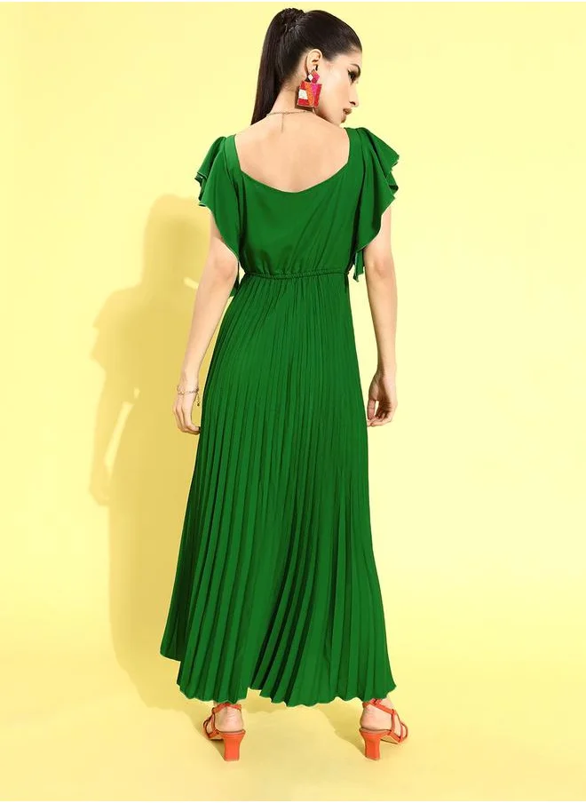 يو اّند اف Sweetheart Neck Pleated A-Line Maxi Dress by Styli