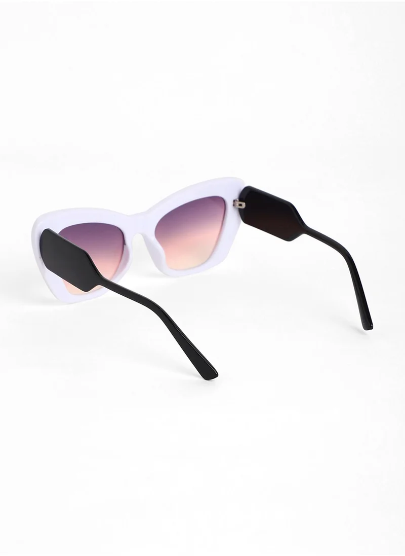 Haute Sauce The City Cateye Sunglasses - Daisy White