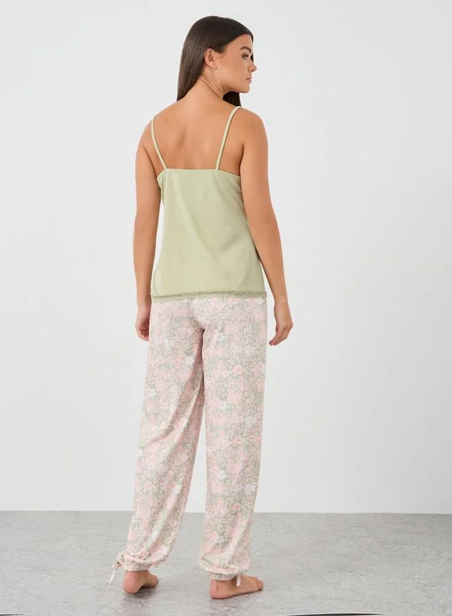 Styli Styli Lace Insert Strappy Top and Printed Pyjama Set