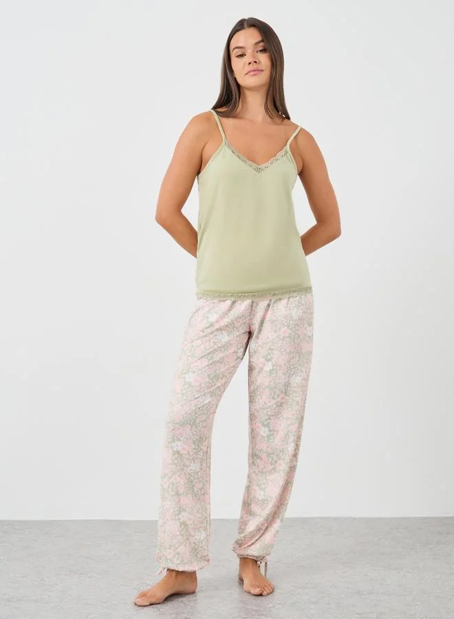 Styli Styli Lace Insert Strappy Top and Printed Pyjama Set