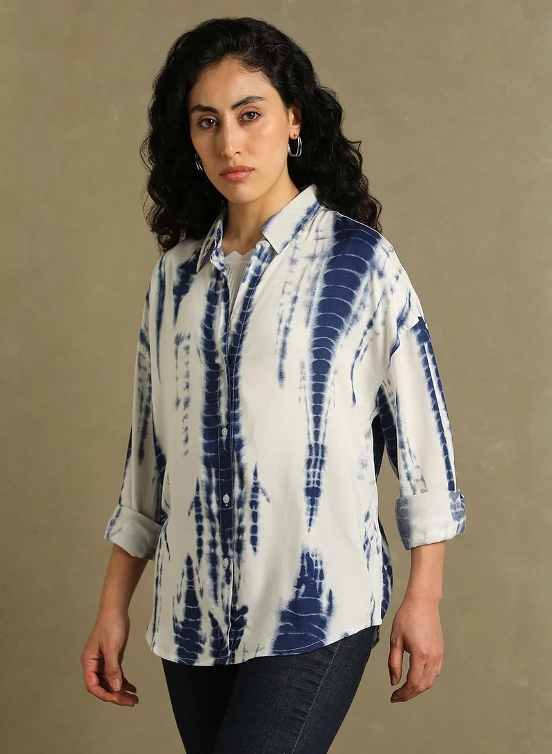 Dennis Lingo Women's Blue 100% Rayon Printed Oversized Shirt