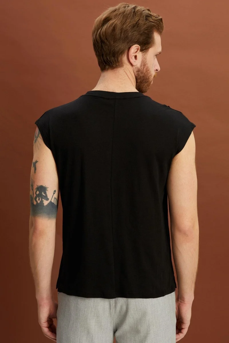 الكسندر جاردي Cotton Sleeveless T-Shirt (E21-71000)