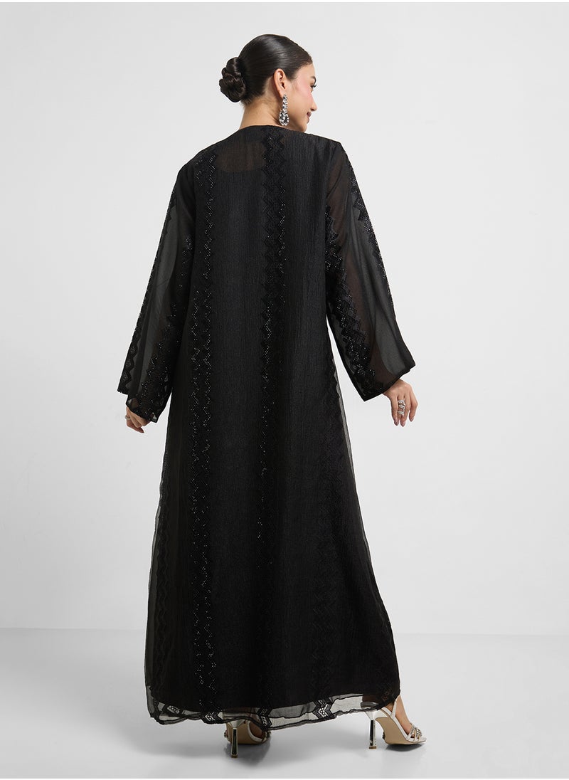 hayas closet crew-neck embroidered flared sleeve abaya  - Image 2