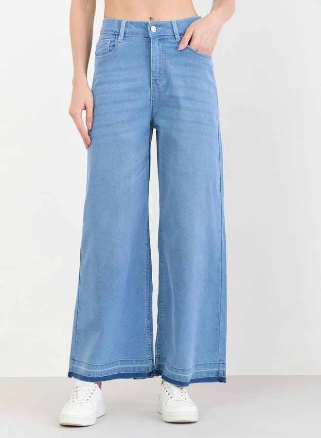 ستايلي جينز بخصر متوسط الارتفاع وأرجل واسعة