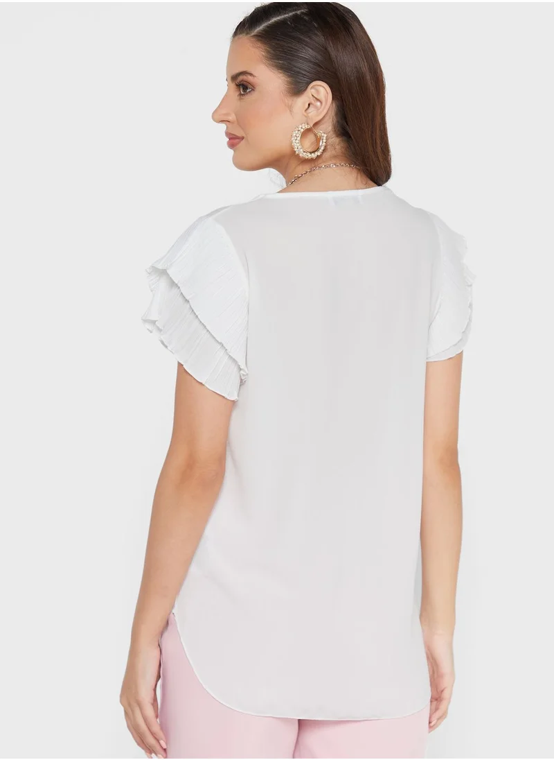 QUIZ Pleated Sleeves Necklace Detail Top
