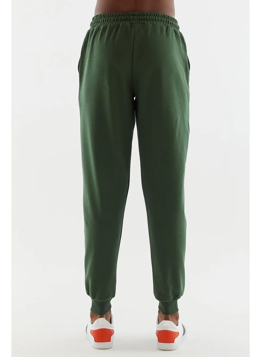 يونايتد كولورز أوف بينتيون Men's Jogger Pants