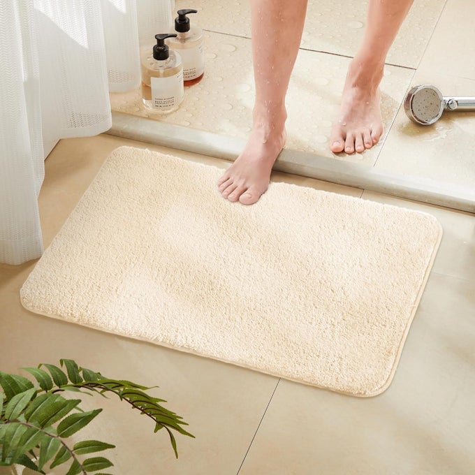 MICROFIBER BATH MAT SET NONSLIP SUPER ABSORBENT AND QUICKDRY RUGS FOR BATHROOM AND KITCHEN FLOORS ANTISKID QUICKDRY RUGS FOR BATHROOM KITCHEN AND ENTRYWAYS BEIGE60LX40W