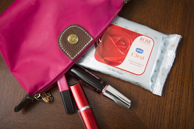 GINNI مناديل جيني كليا المبللة لإزالة المكياج 70 مناديل مرطبة للوجه برائحة الورد - Image 3