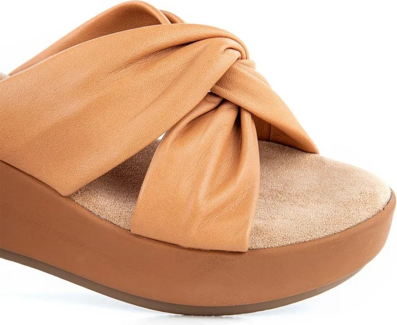 مويا Orthopedix Budka Genuine Leather Wedge Heel Women's Slippers 33264