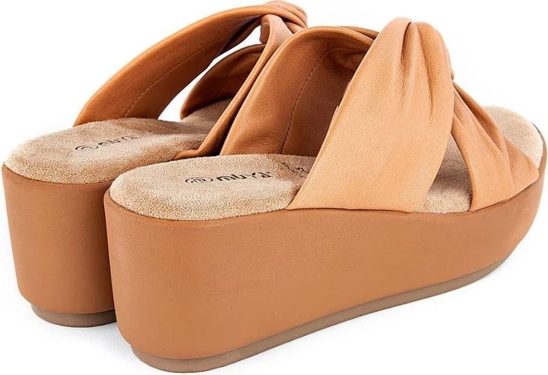 مويا Orthopedix Budka Genuine Leather Wedge Heel Women's Slippers 33264