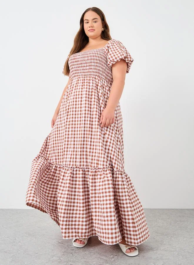 Styli Styli Plus Size Gingham Print Puff Sleeve Maxi Dress