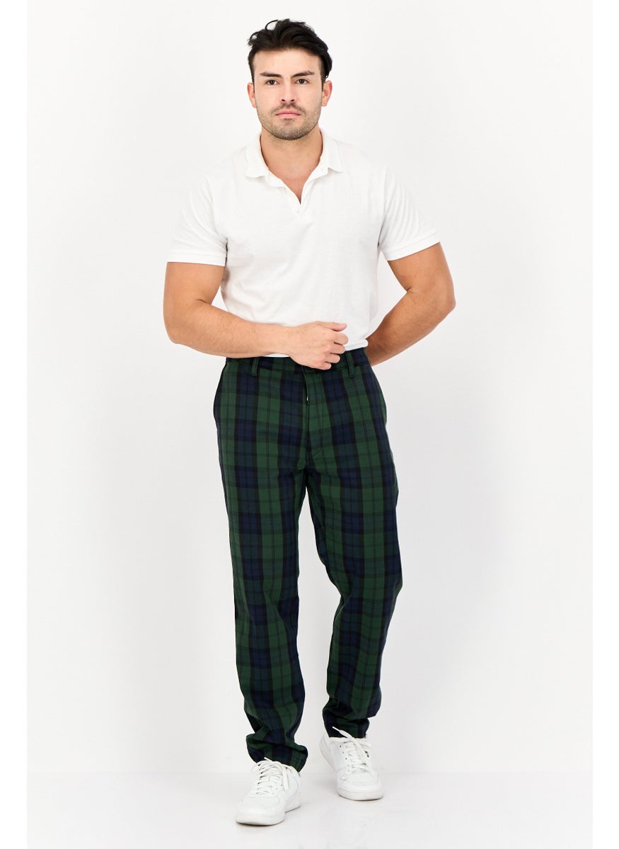 Levi's Men Standard Fit Plaid Chino Pants, Multicolor  - Image 4