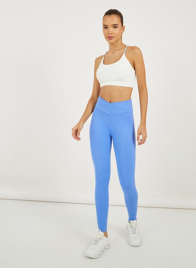 Styli Contrast String Strap Back Detail Sports Bra  - Image 2
