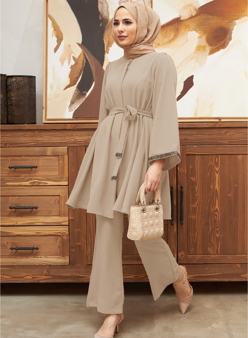 Modest Muslim Women's 2-Piece Set – Rhinestone Cuff & Belt, Loose Tunic Top with Flared Pants | Stylish Outfit for Work & Daily Wear  - Image 2