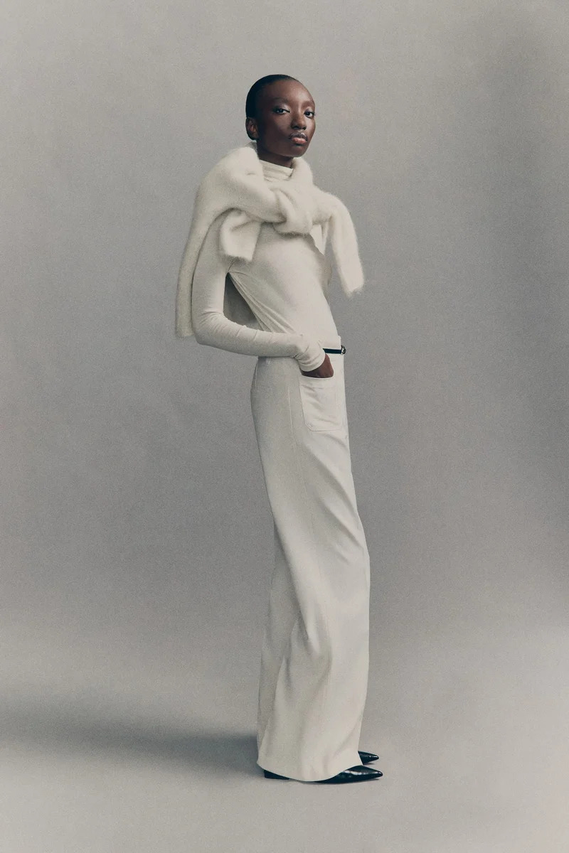 H&M Flared belted trousers