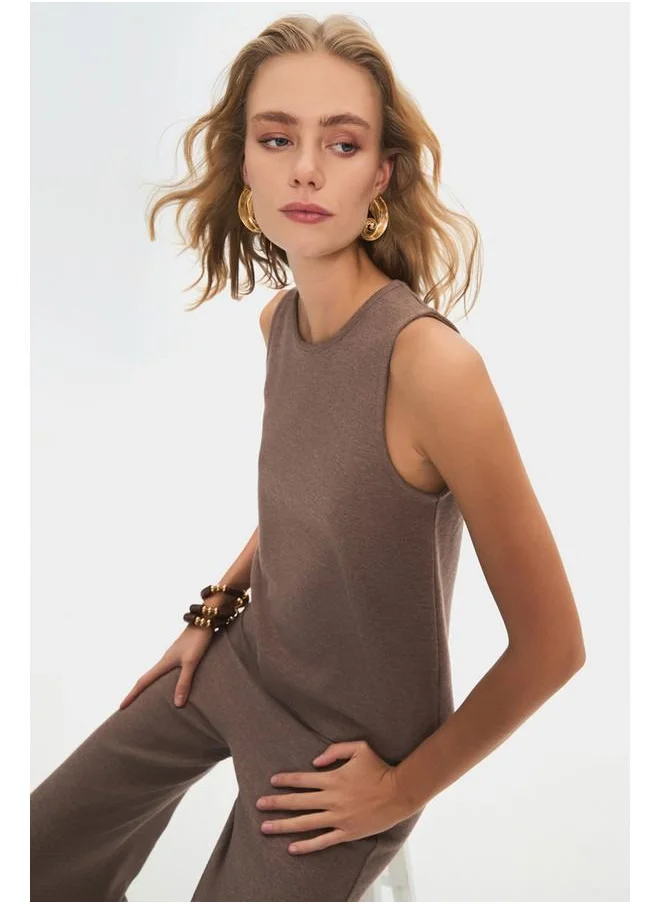 جون June Women Viscose Blend Crew Neck Sleeveless Blouse Trouser Set Mink