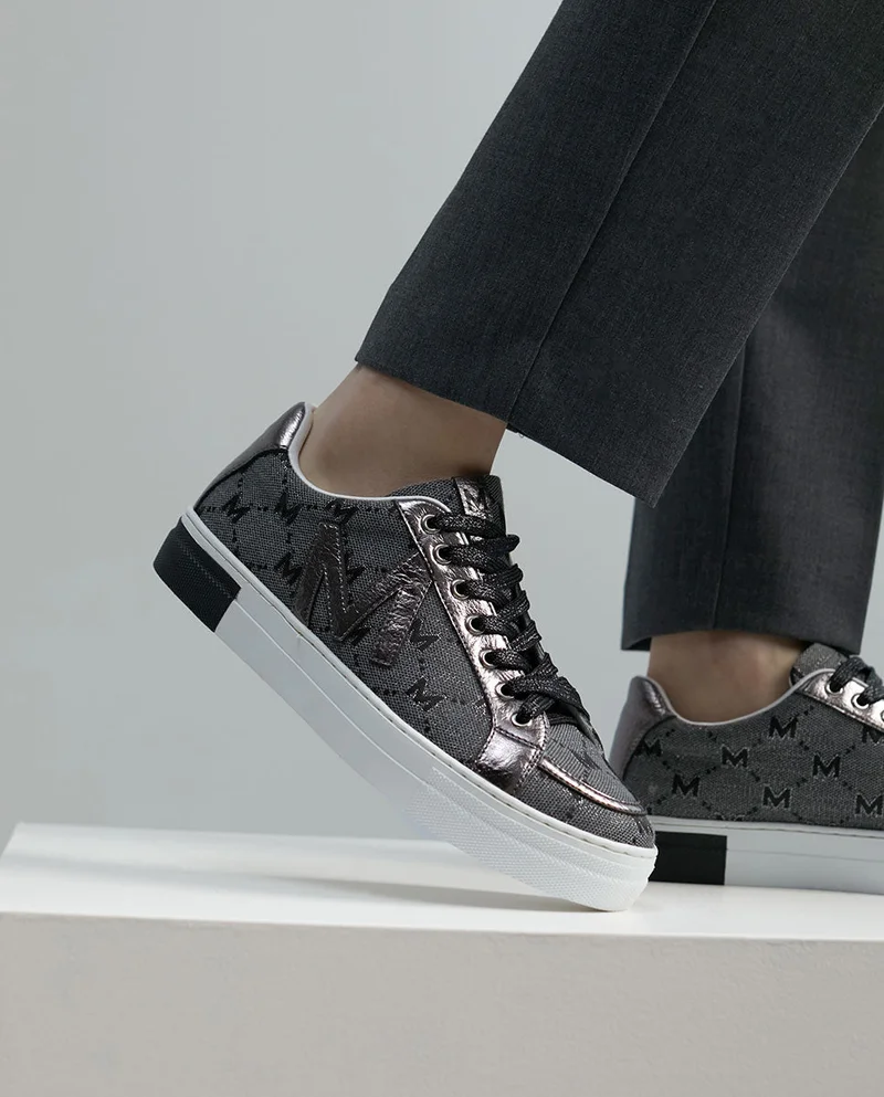 Lola Casademunt Grey sneakers