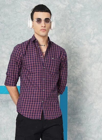 The Indian Garage Co Men Slim Fit Checkered Full Sleeves Spread Collar Casual Shirt