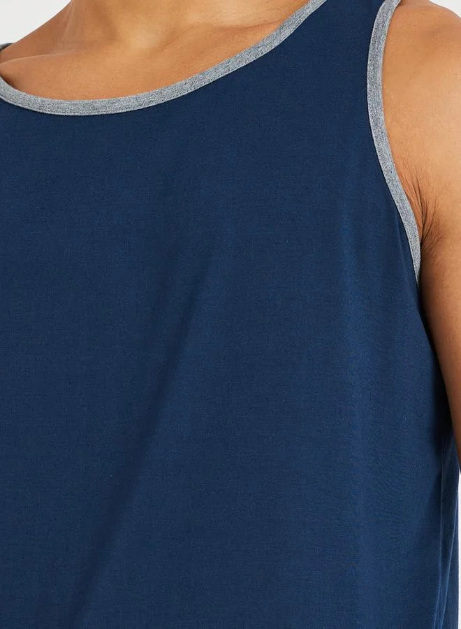 Styli Styli Solid Regular Fit Tank and Shorts Set
