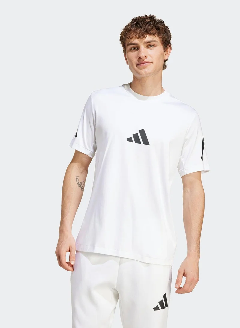 adidas تيشيرت أبيض رجالي بأكمام قصيرة من إم زد إن إي