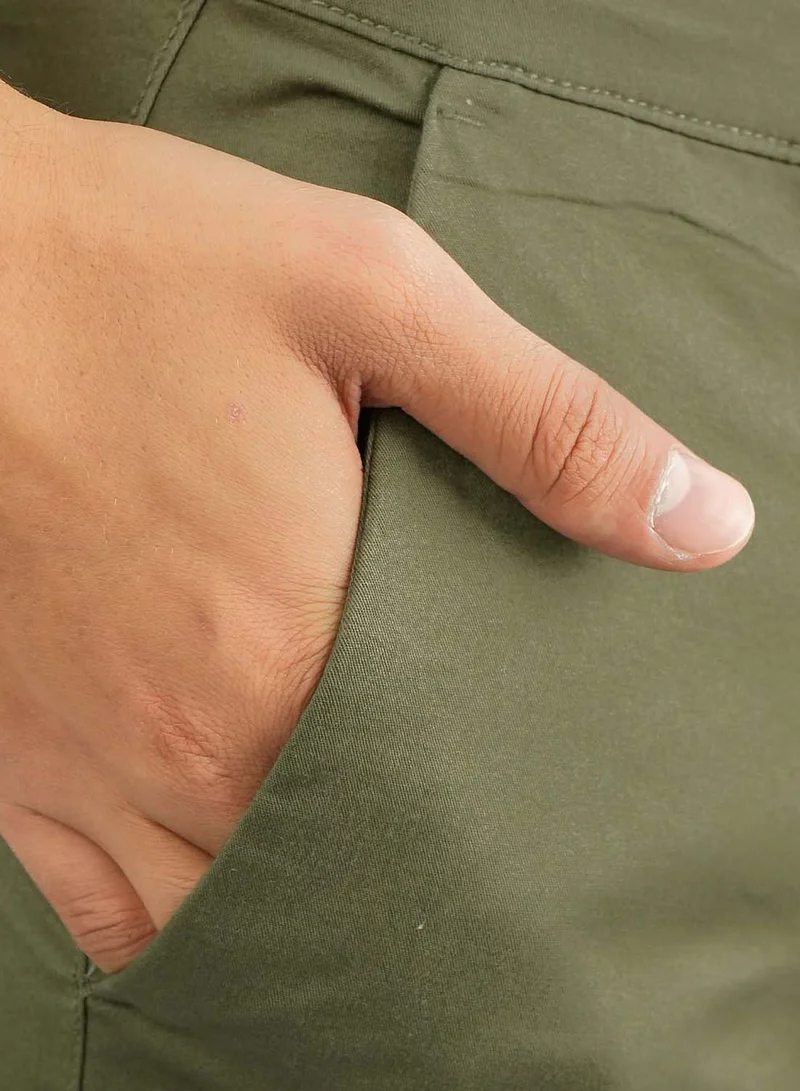 GIORDANO  Men's Slim Tapered Khakis for Men | Best Price UAE