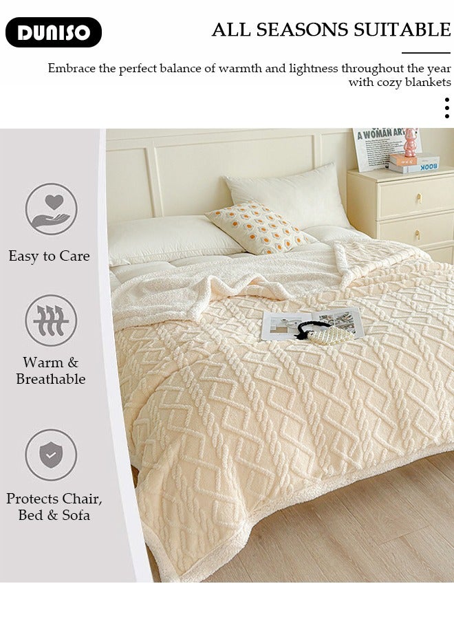 DUNISO Throw Blanket for Couch or Bed, Super Soft Cozy Fleece Blankets for Room Decor, Warm and Breathable,Lightweight Fuzzy Warm Flannel Fleece Blanket Suitable for Couch, Sofa, Bed, Chair - Image 5