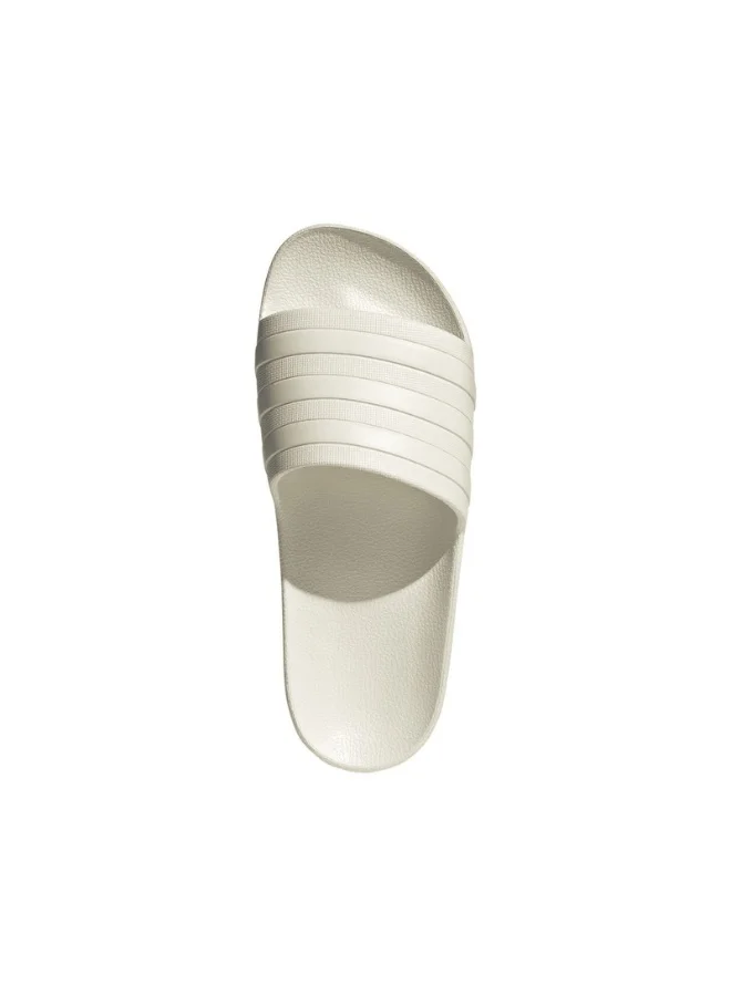adidas أديليت أكوا سلايدز رياضية بيضاء للنساء 4