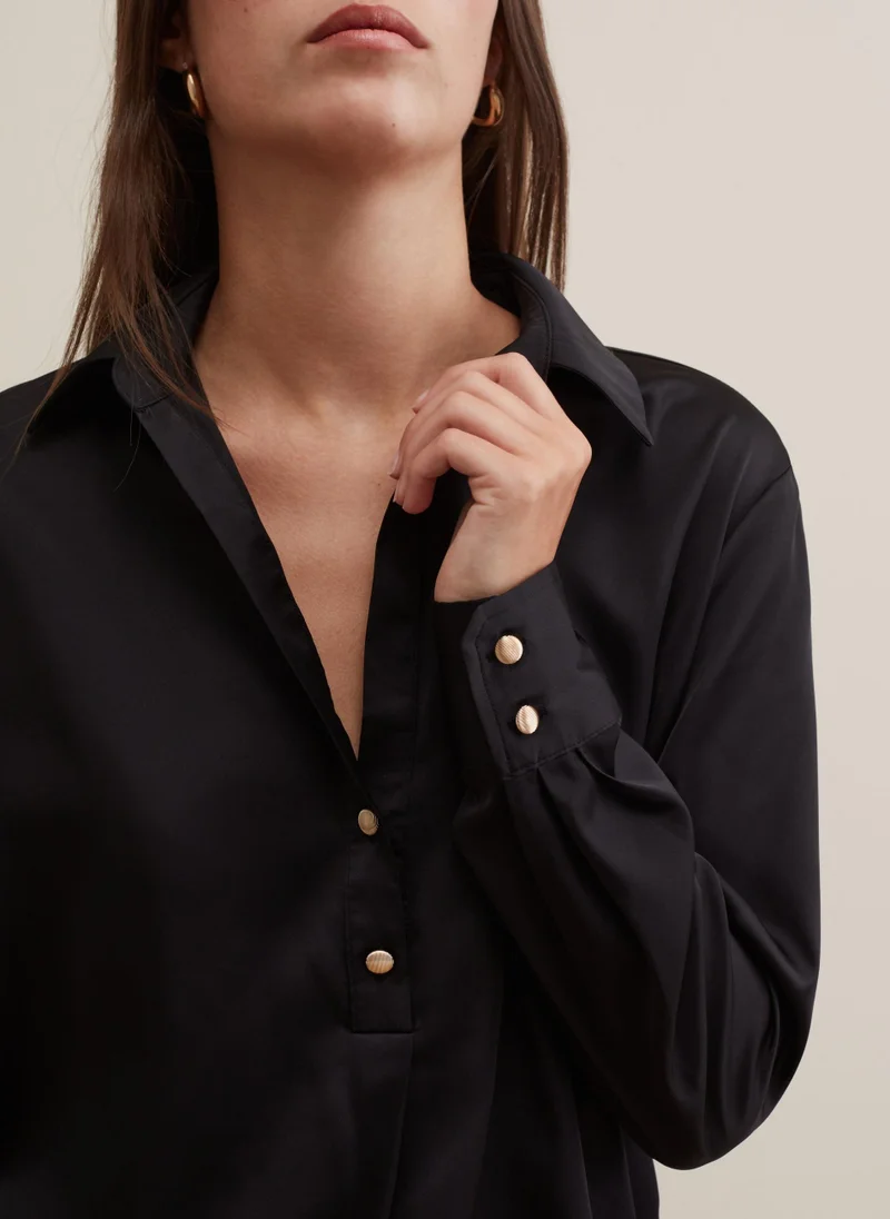 او في اس Satin blouse with collar and buttons