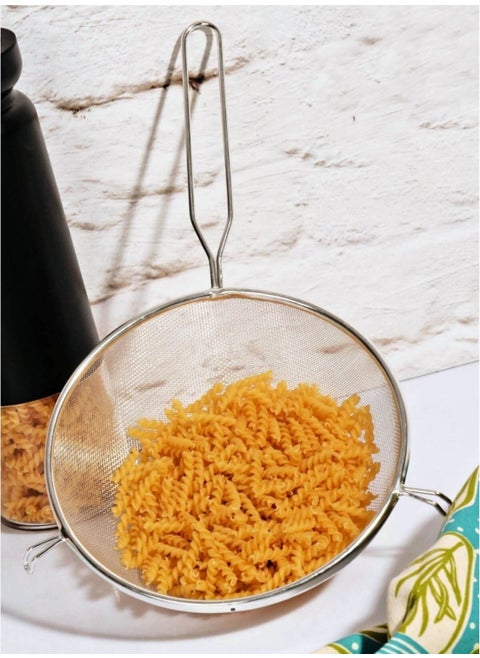 Tinned Flour - Milk - Sugar Pulses Strainer with Metal Handle 22 cm
