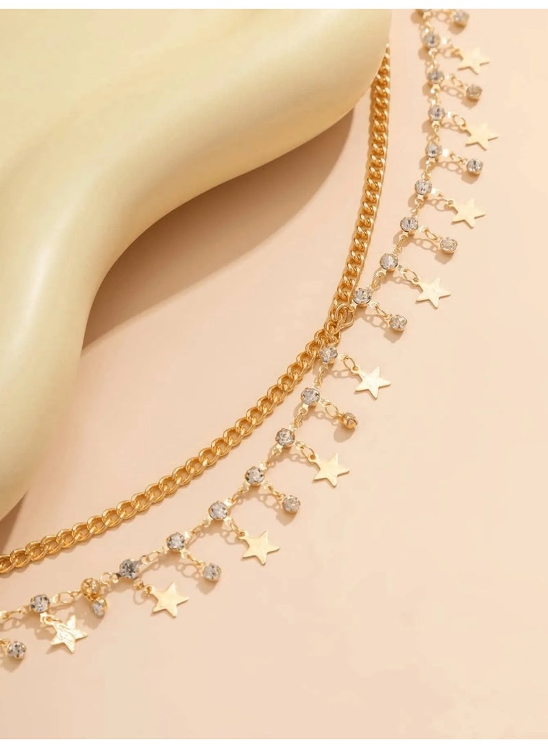 Gold Waist Chain Adorned with Small Star Charms – Adds a Touch of Sparkle and Elegance, Highlighting the Feminine Waistline in a Unique Way - Image 2
