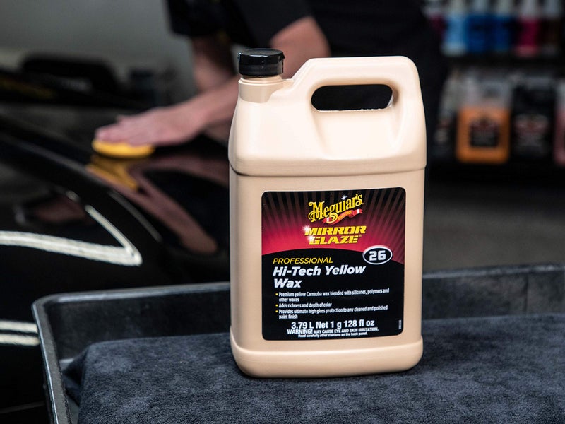 Meguiar's Professional Hi-Tech Yellow Wax M2601 - Pro Yellow Carnauba Wax with a Deep Gloss & Shine and a Long-Lasting Protection, Easy to Use Liquid Wax with Professional Results, 1 Gal, 128 Oz - Image 2