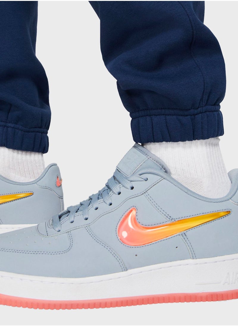 Nike - NSW Club Fleece Cuffed Sweatpants - Image 1