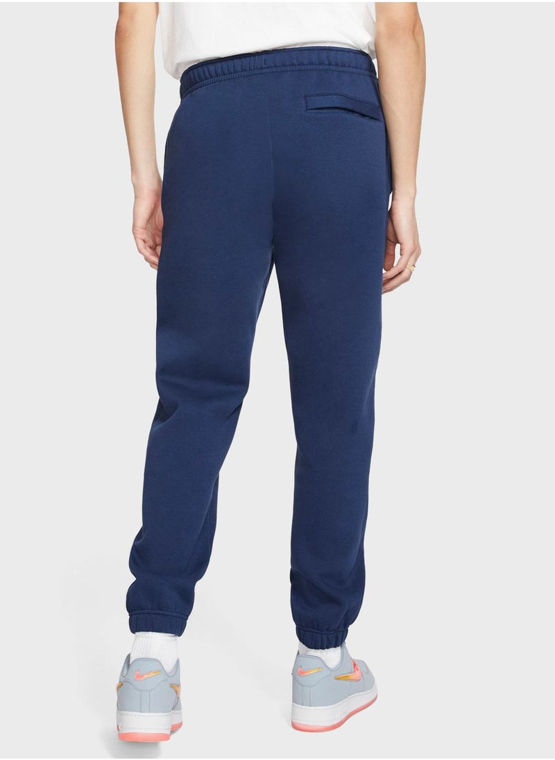 Nike - NSW Club Fleece Cuffed Sweatpants - Image 1